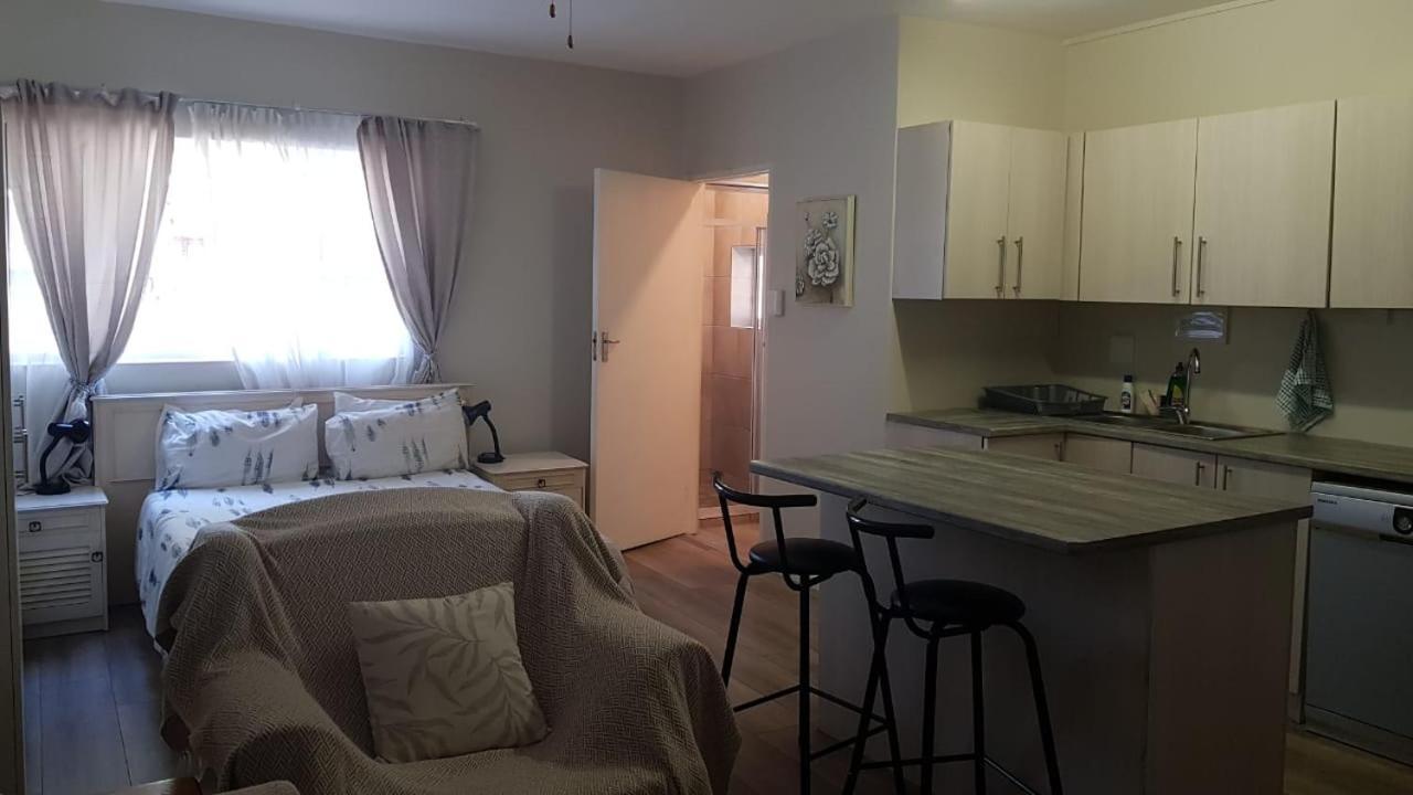 ג'פריס ביי Albatross Beach Guest House מראה חיצוני תמונה